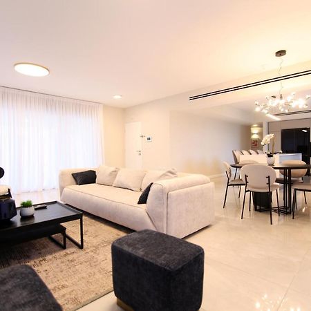 Mini Penthouse Near The Beach Netanya Luaran gambar