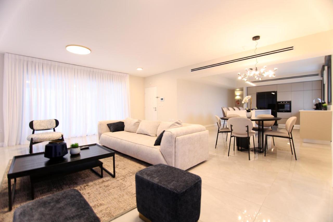 Mini Penthouse Near The Beach Netanya Luaran gambar