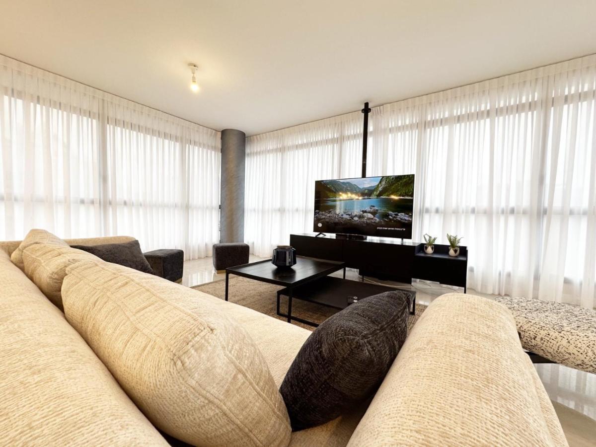 Mini Penthouse Near The Beach Netanya Luaran gambar