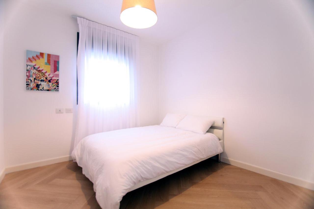 Mini Penthouse Near The Beach Netanya Luaran gambar