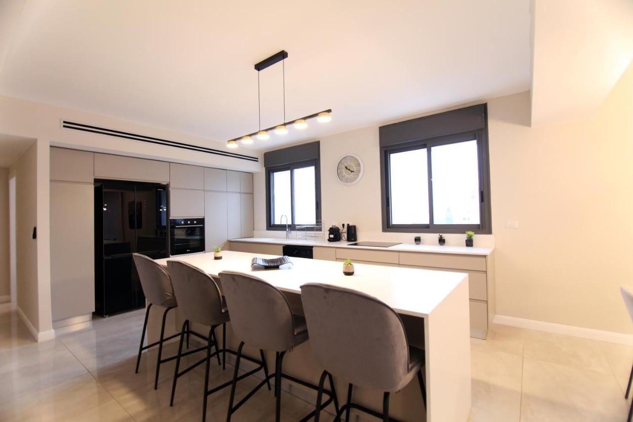 Mini Penthouse Near The Beach Netanya Luaran gambar